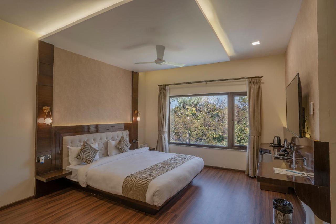 Hotel Stay Casa Bhopal Bagian luar foto